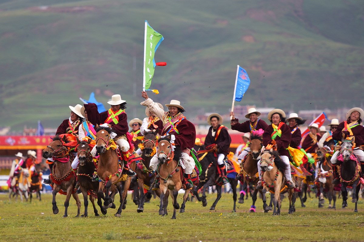 Litang Horse Racing Festival