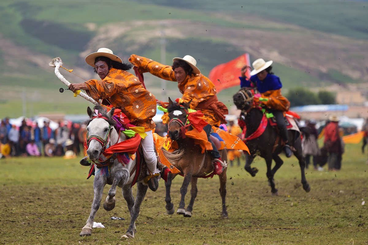 Litang Horse Racing Festival