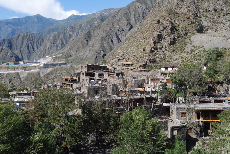 Tibetan Village Seergu | Tibet-tours.com