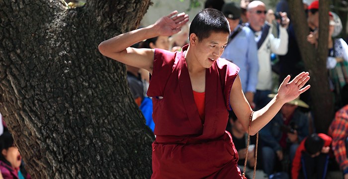 Debate in Sera Monastery