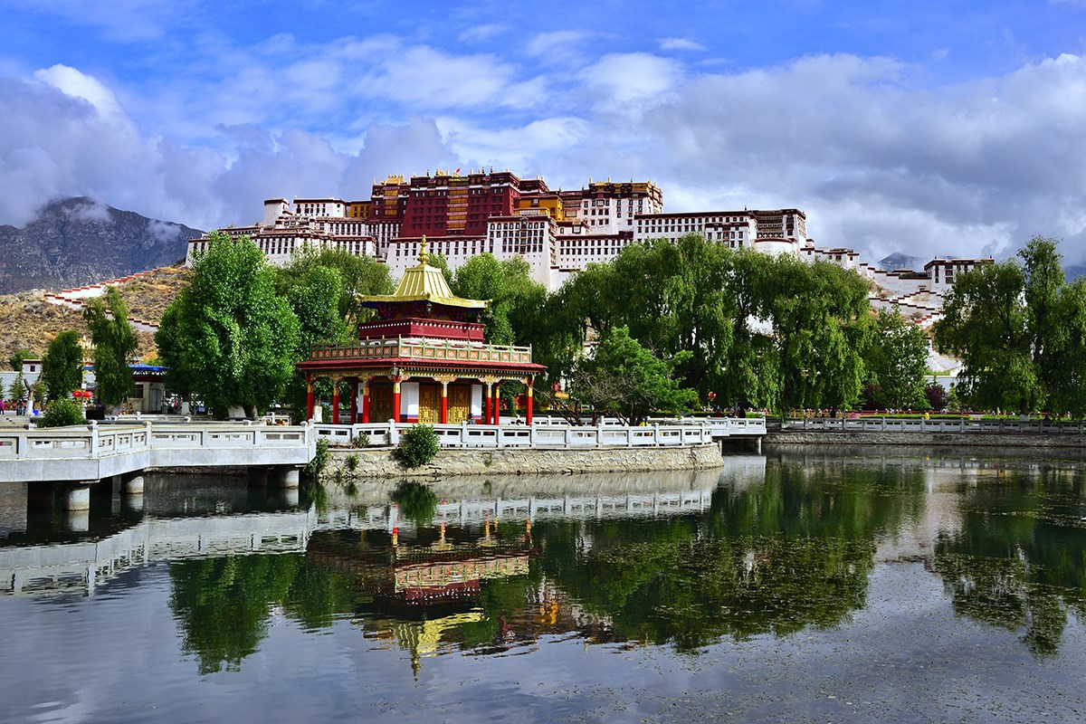Potala Palace | Photo by Liu Bin