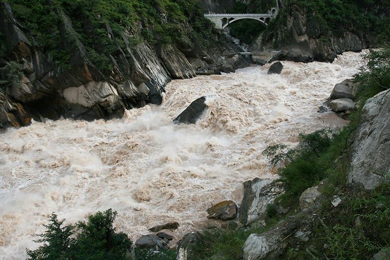 Tiger Leaping Gorge (Hutiaoxia)