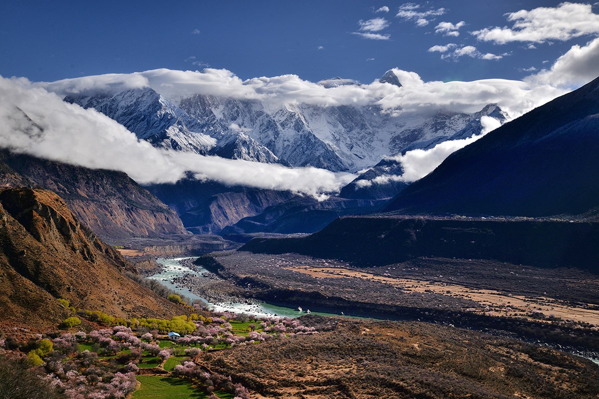Yarlung Tsangpo River 