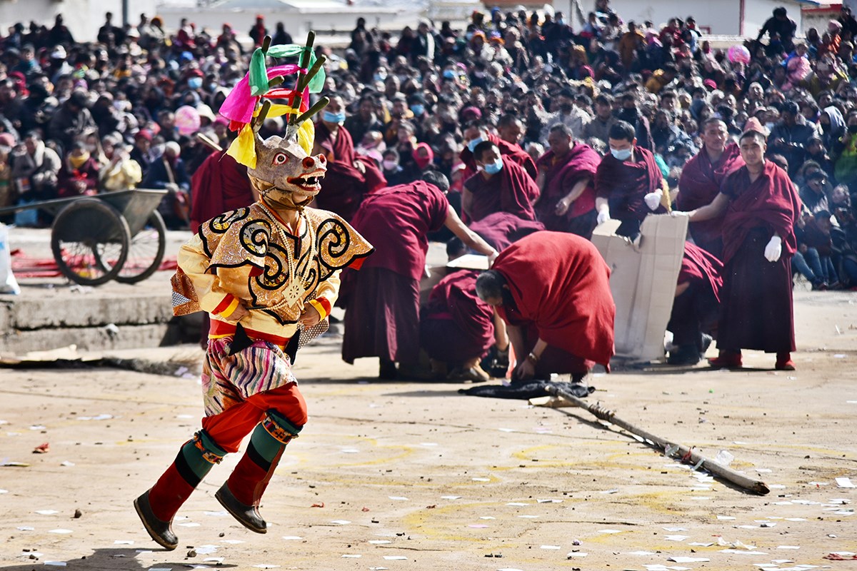 Monlam Festival Losar in Aba | Photo by Liu Bin