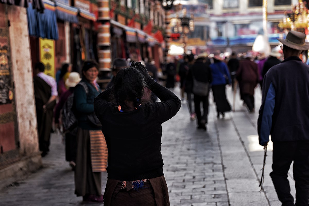 Barkhor Street | Photo by Liu Bin