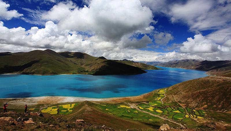 Yamdrok Lake