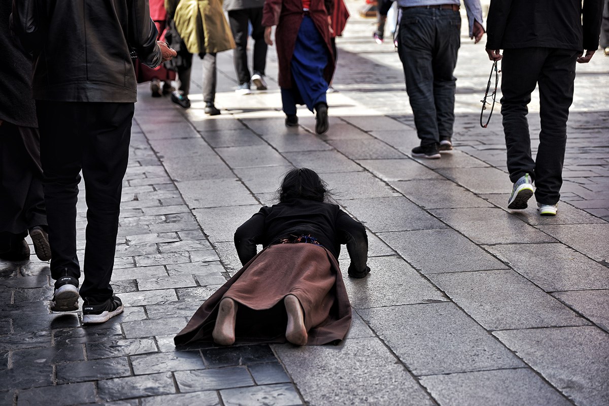 Barkhor Street | Photo by Liu Bin