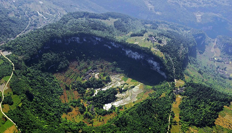 Wulong Tiankeng (“Sky Hole”)