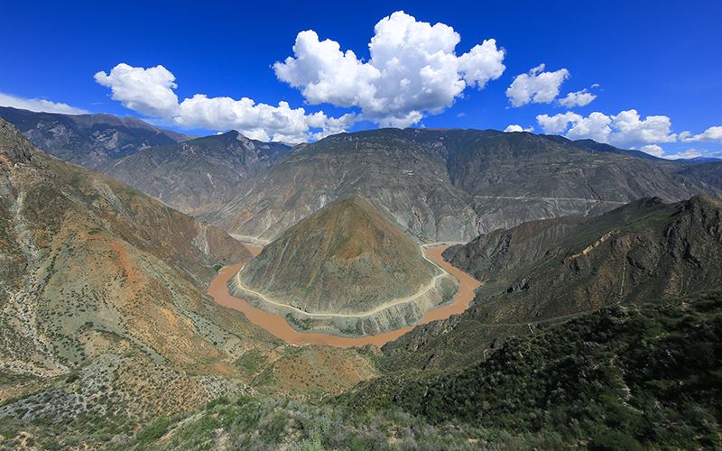 The First Bend of Jinshajiang