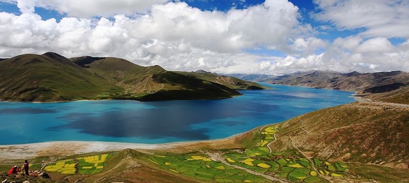 Yamdrok Lake