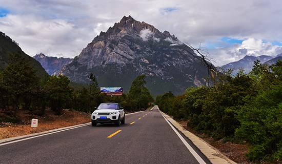 Rental Car Tour from Sichuan to Tibet on G318 Highway