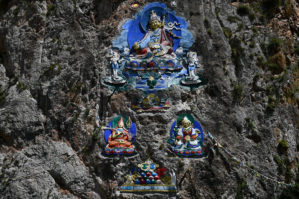 Keluodong Rock Sculpture Frescoes | Photo by Liu Bin