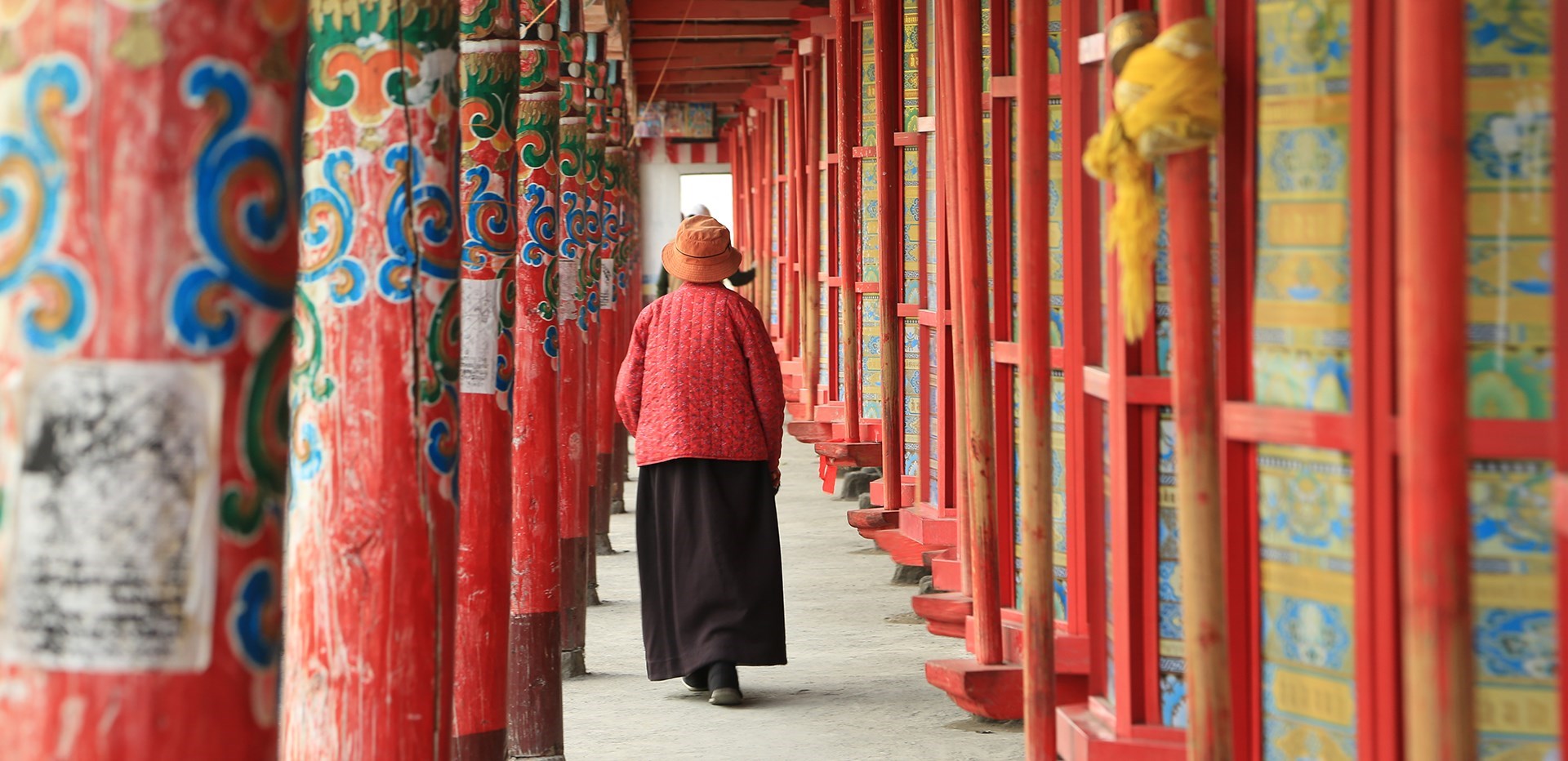 Amazing Western Sichuan with Danba, Tagong and Yading