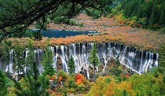 China Classic Tour with Panda, Huanglong and Jiuzhaigou