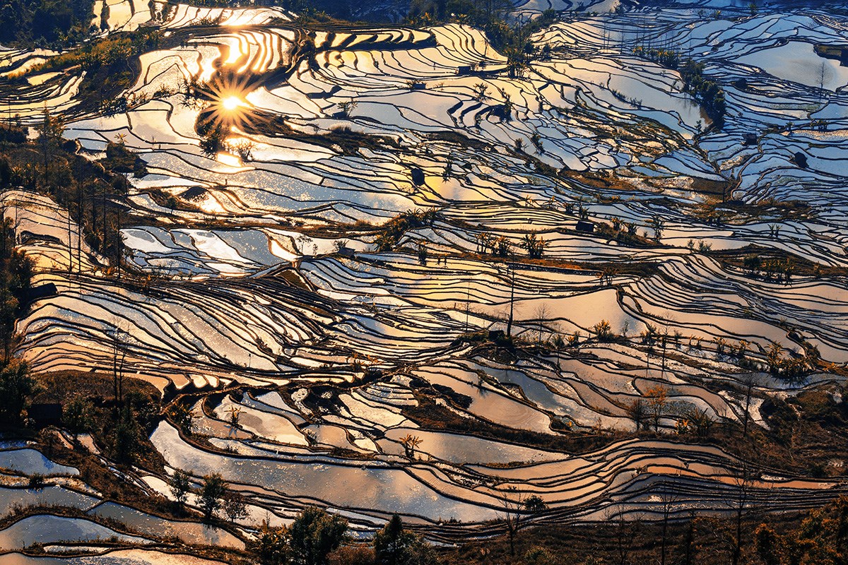 Yuanyang Terrace | Photo by Min Zhao