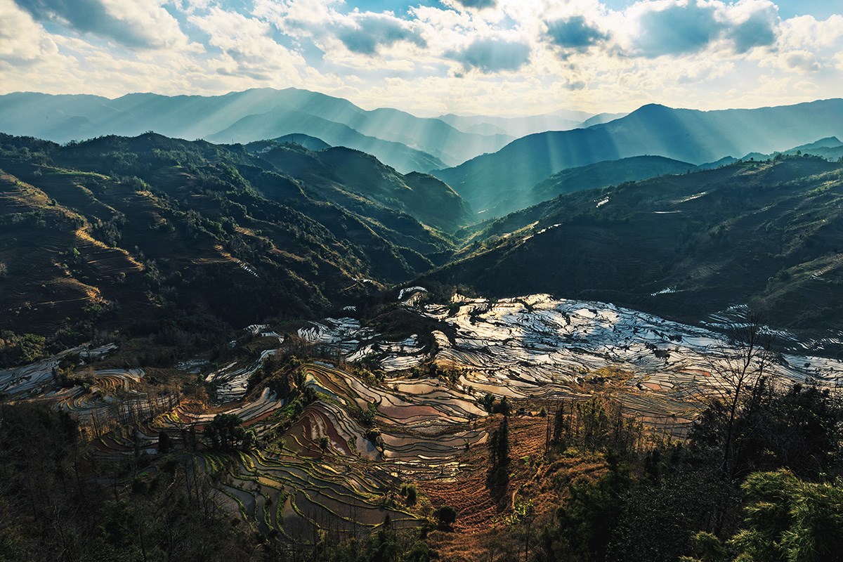 Yuanyang Terrace | Photo by Min Zhao