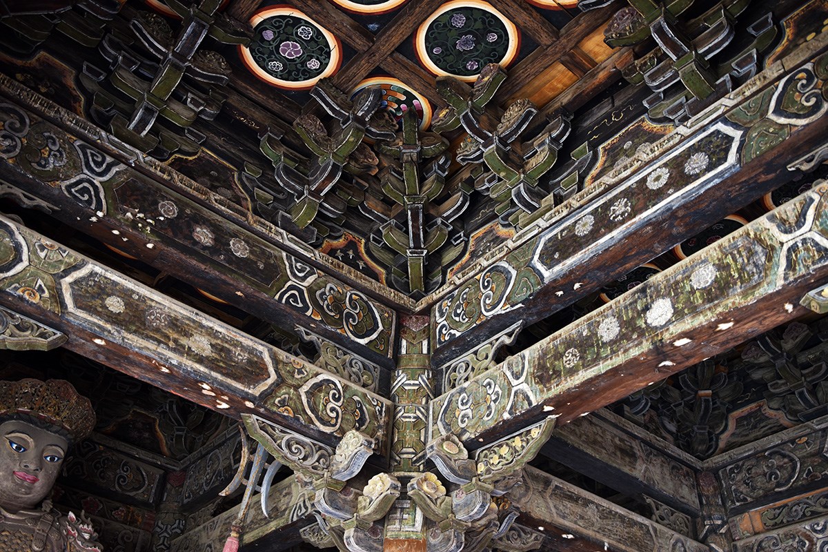 Baoen Temple in Pingwu | Photo by Liu Bin