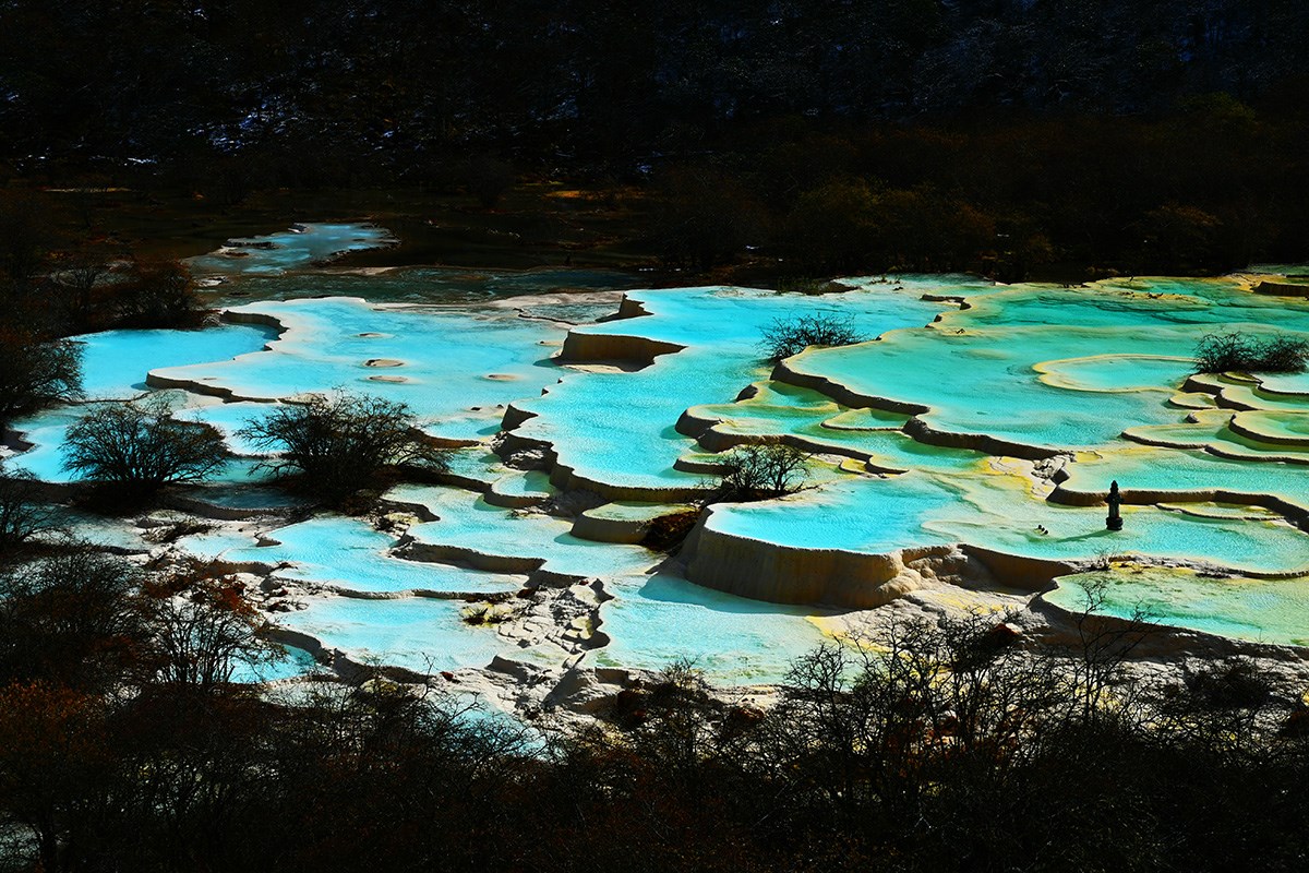 Huanglong National Park | Photo by  Liu Bin