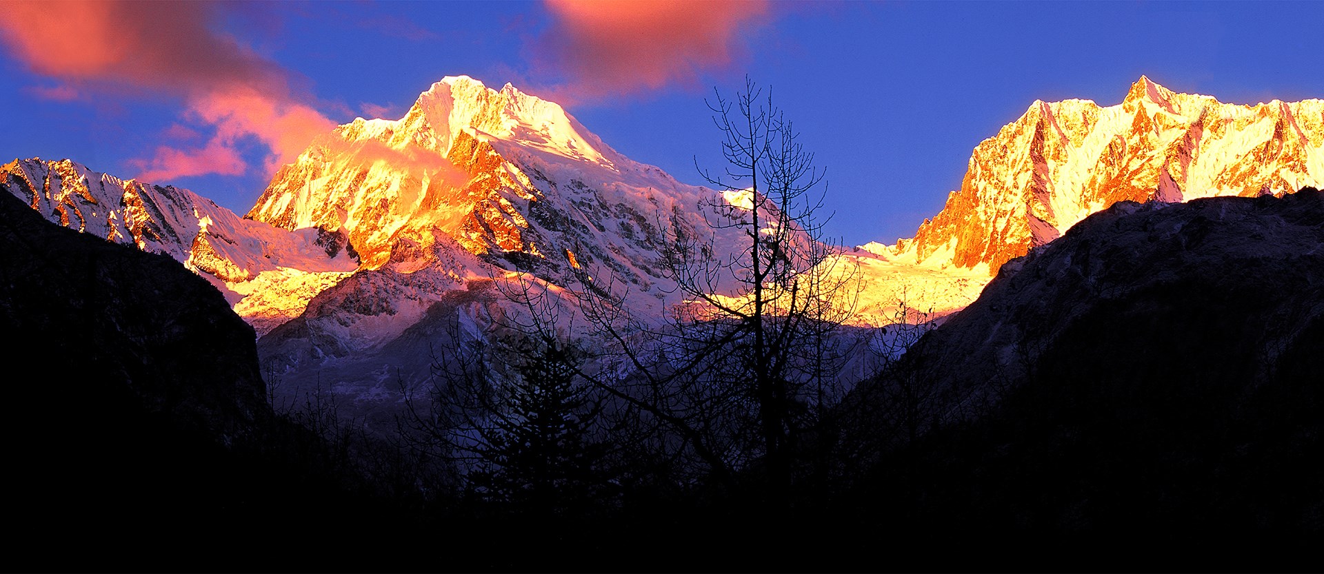 3-Day Tour of Hailuogou Glacier Park and Mengding Mountain