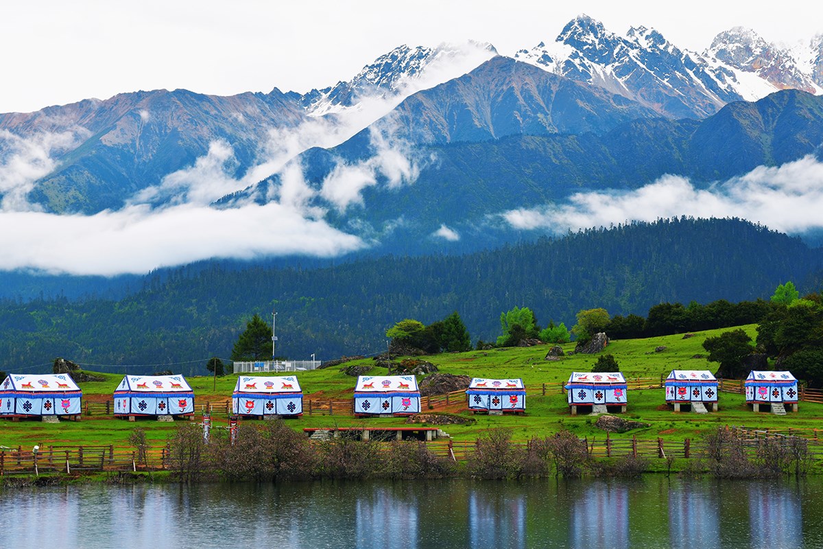 Lulang Village | Photo by Liu Bin