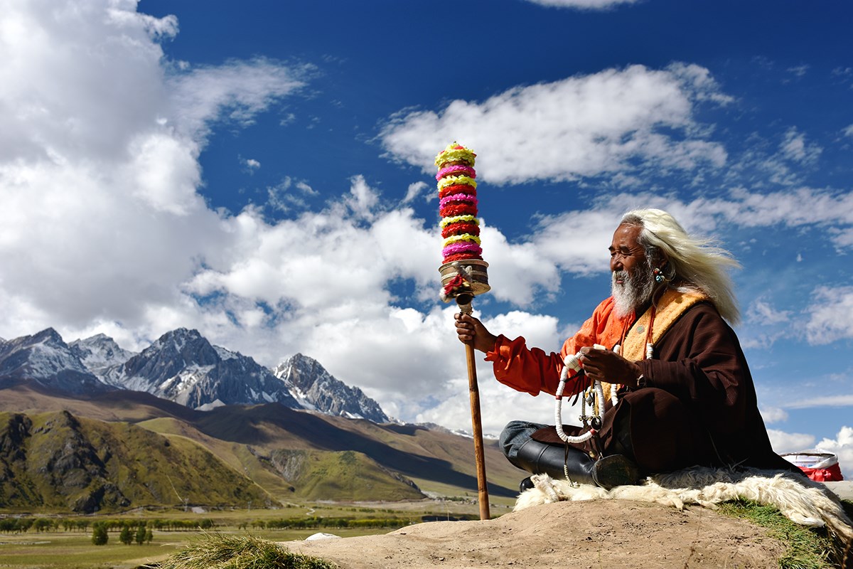 Old Khampa Tibetan | Photo by Liu Bin