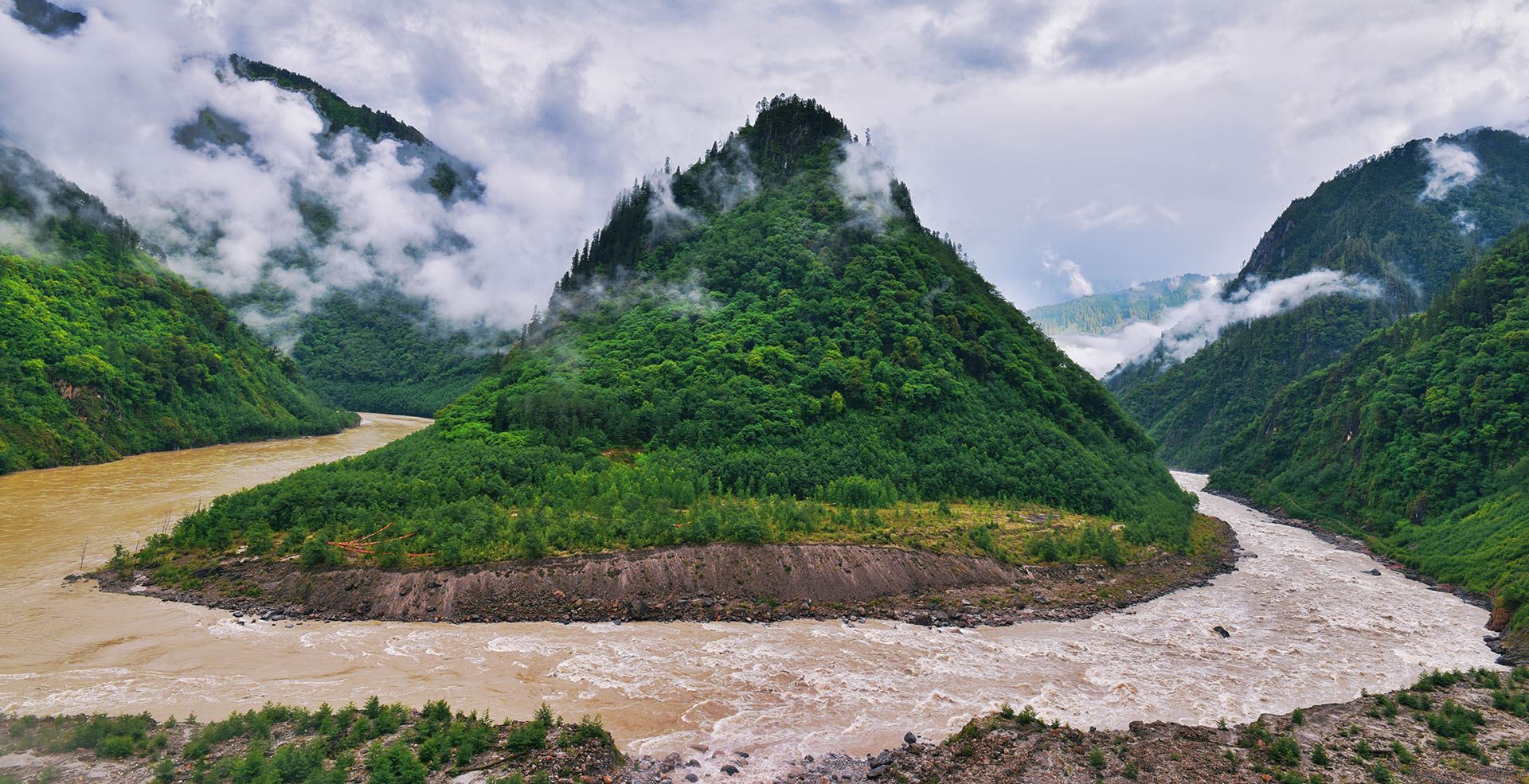 Overland Tour from Yunnan to Tibet