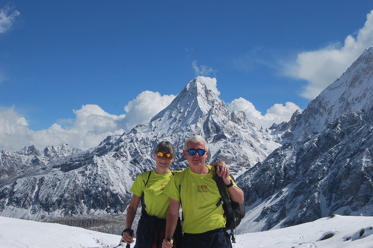Trekking at Gongga Mountain (Minya Konka) 