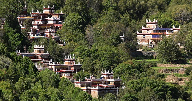 Tibetan Village Jiaju 