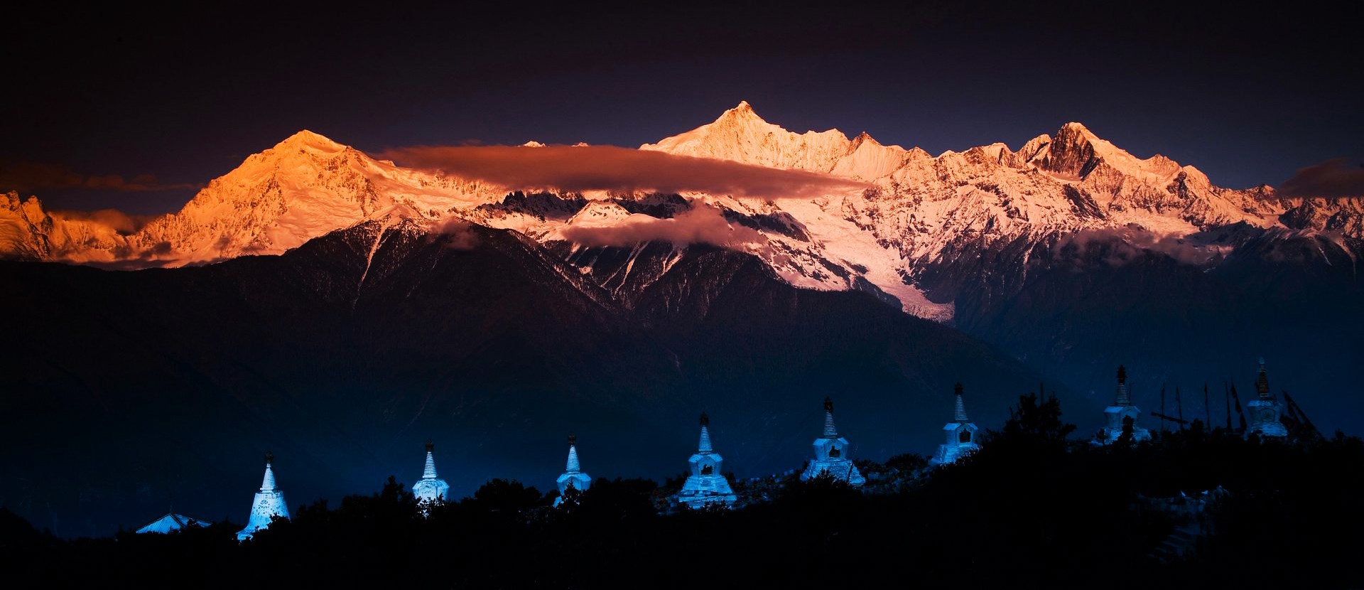 Trekking at Meili Xueshan in Northern Yunnan